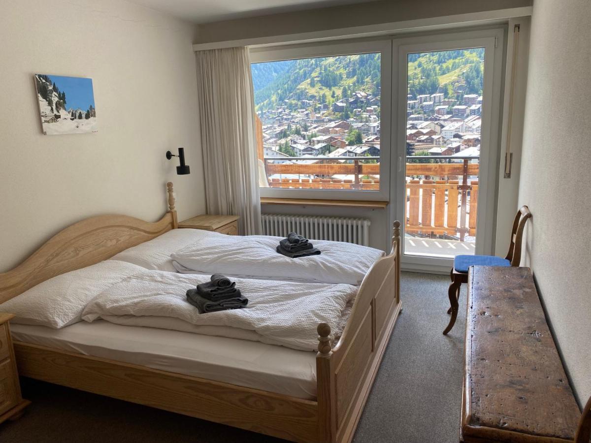 Apartment Apollo Horu 19 Zermatt Bagian luar foto